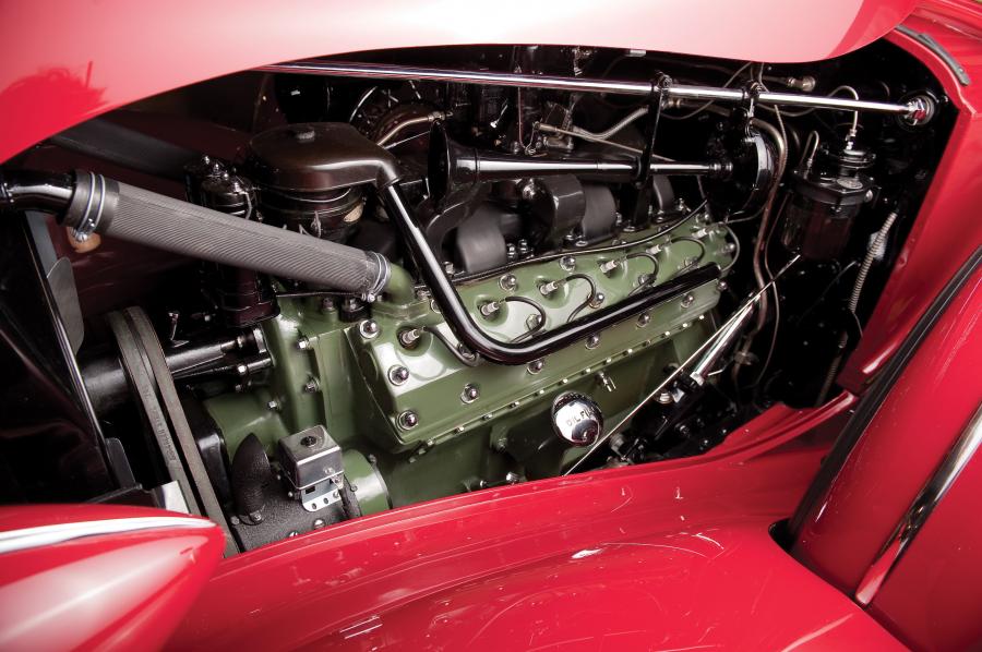  Packard Twelve Convertible Sedan by Dietrich 1935 года  (фото 8 из 18)